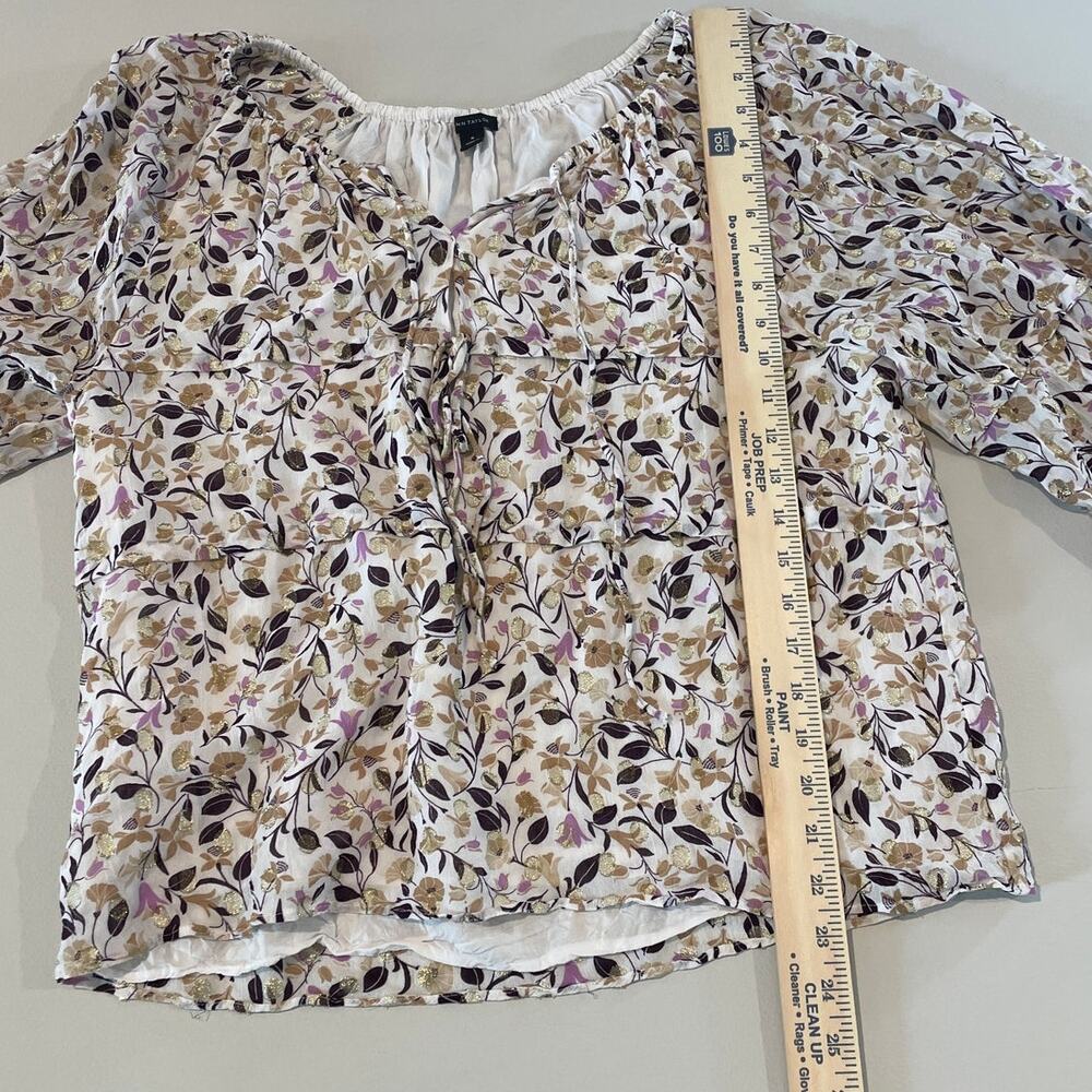 Ann Taylor Loose Fit Top Cream w/ Neutral Floral Design & Lavender/Gold Accents - Picture 3 of 7